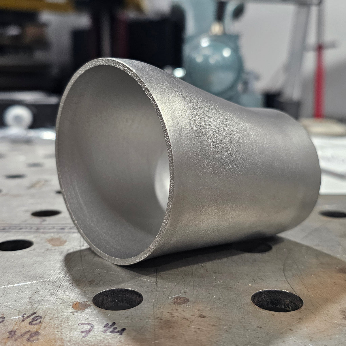 Flat Bottom Oval to Round Stainless Steel Transition